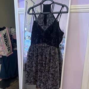 BCBGeneration Black and Gray Floral Print Lace Midi Dress